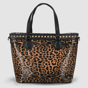 C.C (Chic-Cheet)